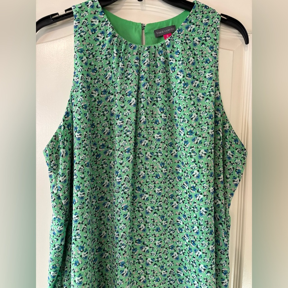Vince Camuto Green Floral Sleeveless Tank Top